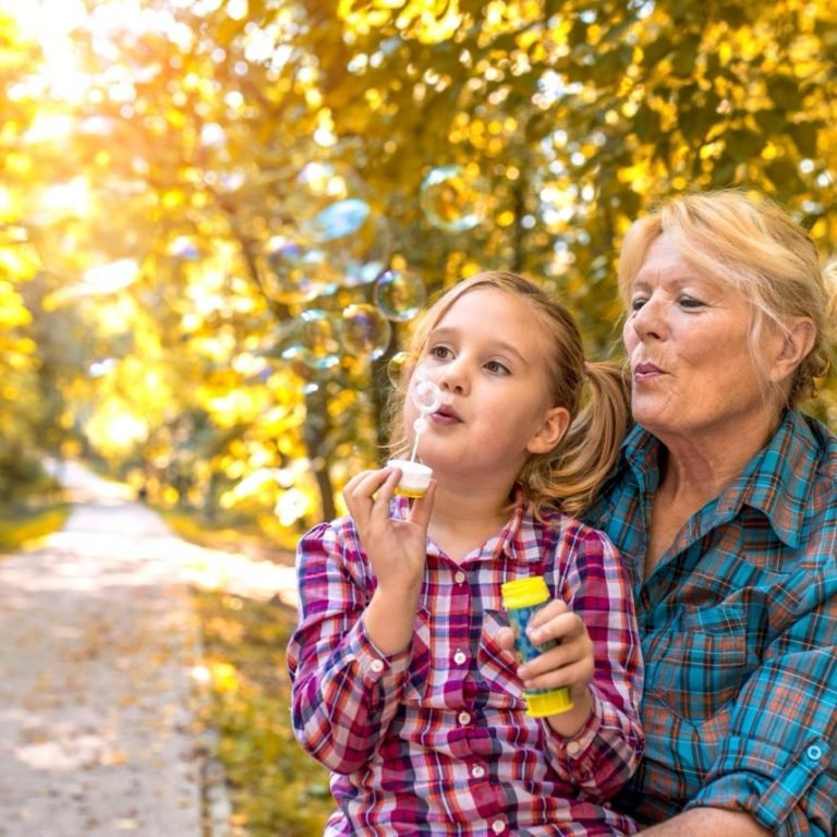 підтримка літніх людей